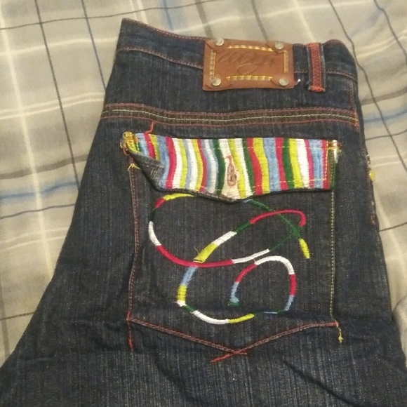 Coogi shorts - Picture 2 of 4